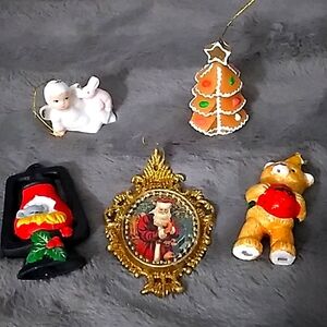 Christmas Ordiments Set of 5